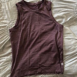Lululemon tank
